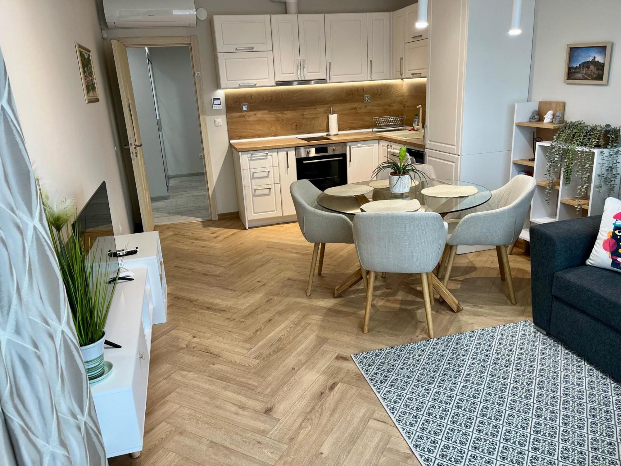 Parkview Luxury In City Center 8 Veliko Tŭrnovo Eksteriør bilde