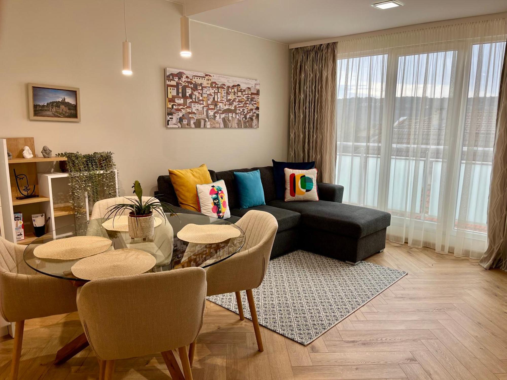 Parkview Luxury In City Center 8 Veliko Tŭrnovo Eksteriør bilde